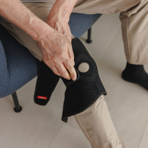 멜킨 무릎보호대 멜케어 아머드 닥터 의료용 러닝 슬개골 관절 연골 등산 ... 운동러 솔직 후기 | 실사용 리뷰 - 상품 이미지 3