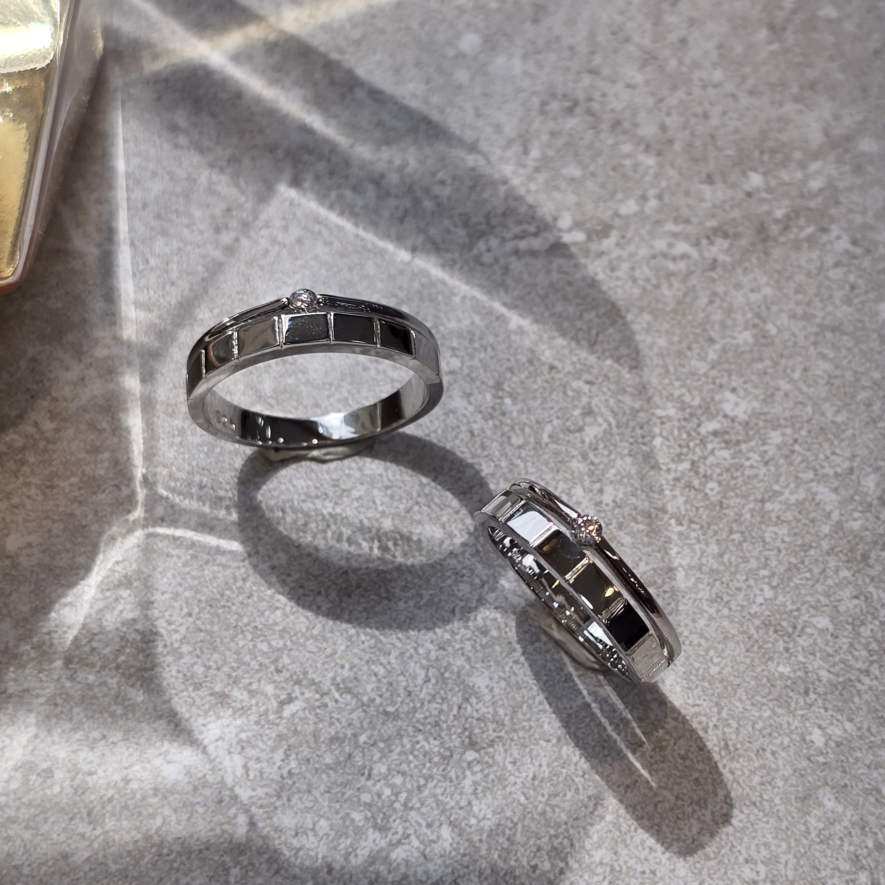 실버925 커플링 두줄 사각 커플반지 [Frame by Frame]