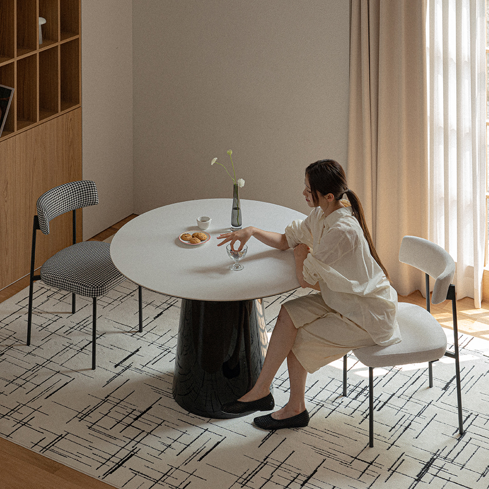 [헨지디자인] 비노 블랙 라운드 세라믹 테이블 원목 인테리어식탁