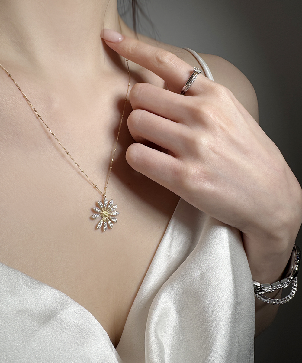 14k 펜던트 목걸이 데이지 플라워 여자 목걸이 금 목걸이 명품 목걸이 체인