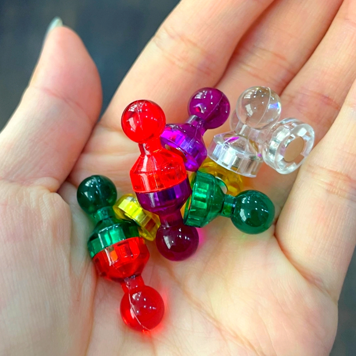 미니사이즈 투명고정자석 다색게시자료고정네오디움자석 10P 1.5cm - 상품 이미지