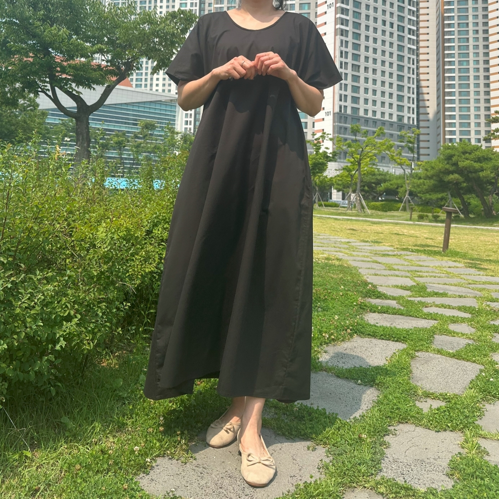 빅사이즈 자체제작 99-130 A라인 블랙 롱 원피스 루즈 오버핏 바스락 시원한 반팔 U넥