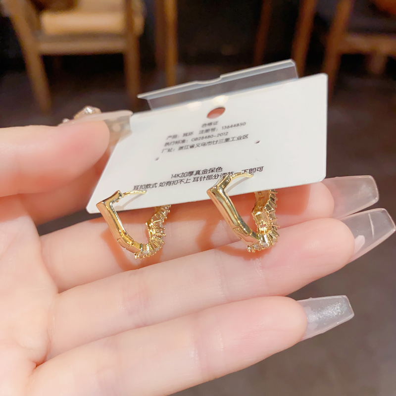 14K 큐빅 링 골드 하트귀걸이 화사한 볼드 데일리 이어링 - 상세 이미지 2