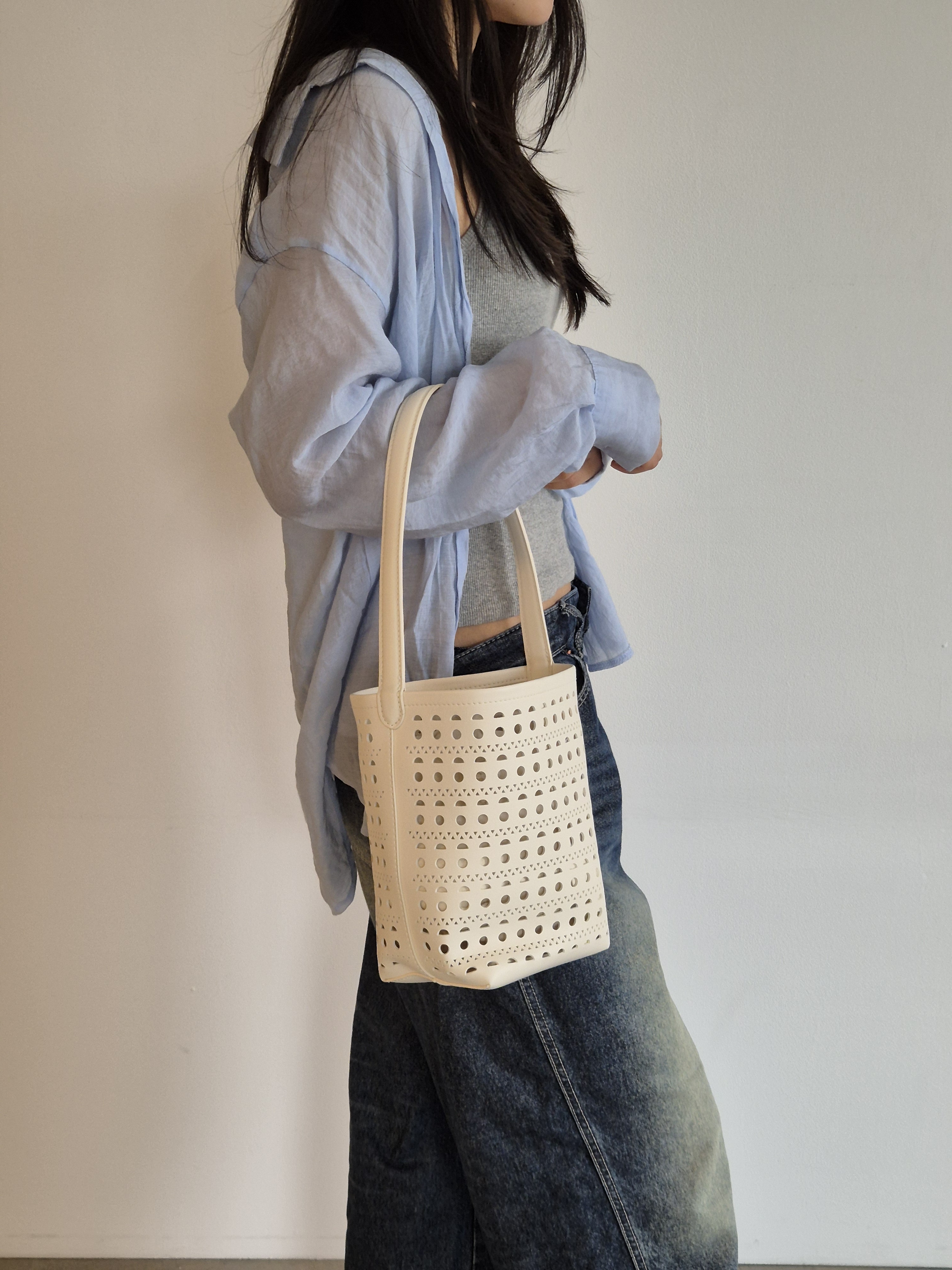 [리햅] 하이렌 숄더백 여름 펀칭 데일리 가방 - 상세 이미지 2