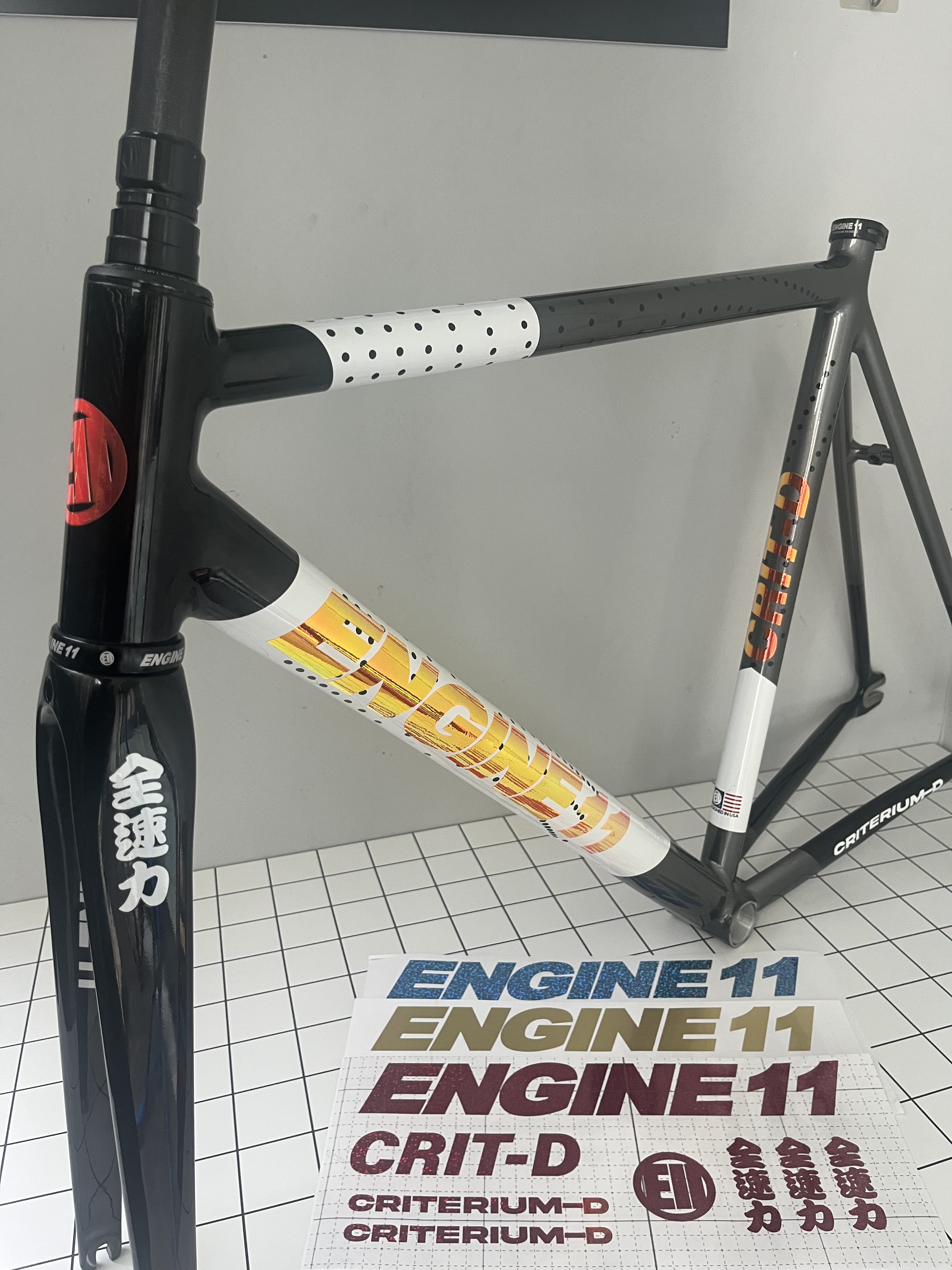 [2024년 2025년]엔진11 크릿디 픽시 자전거 데칼 커버업 스티커 세트  ENGINE11 CRIT-D COVER-UP SET - 상품 이미지