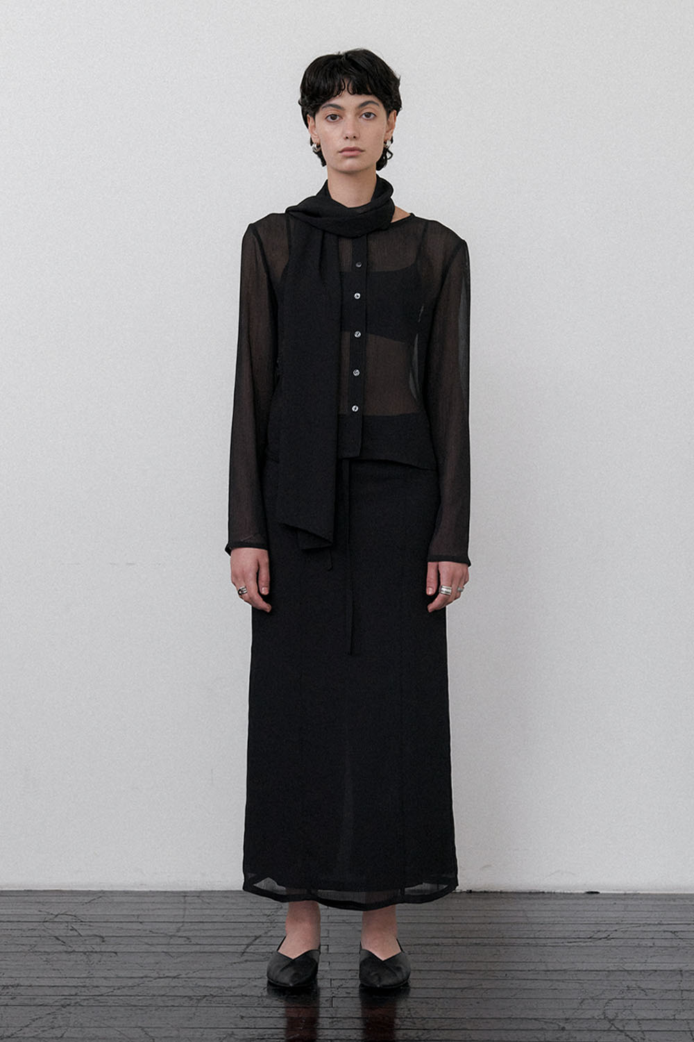 Summer Crepe Sheer Shawl Cardigan Black - 상세 이미지 4