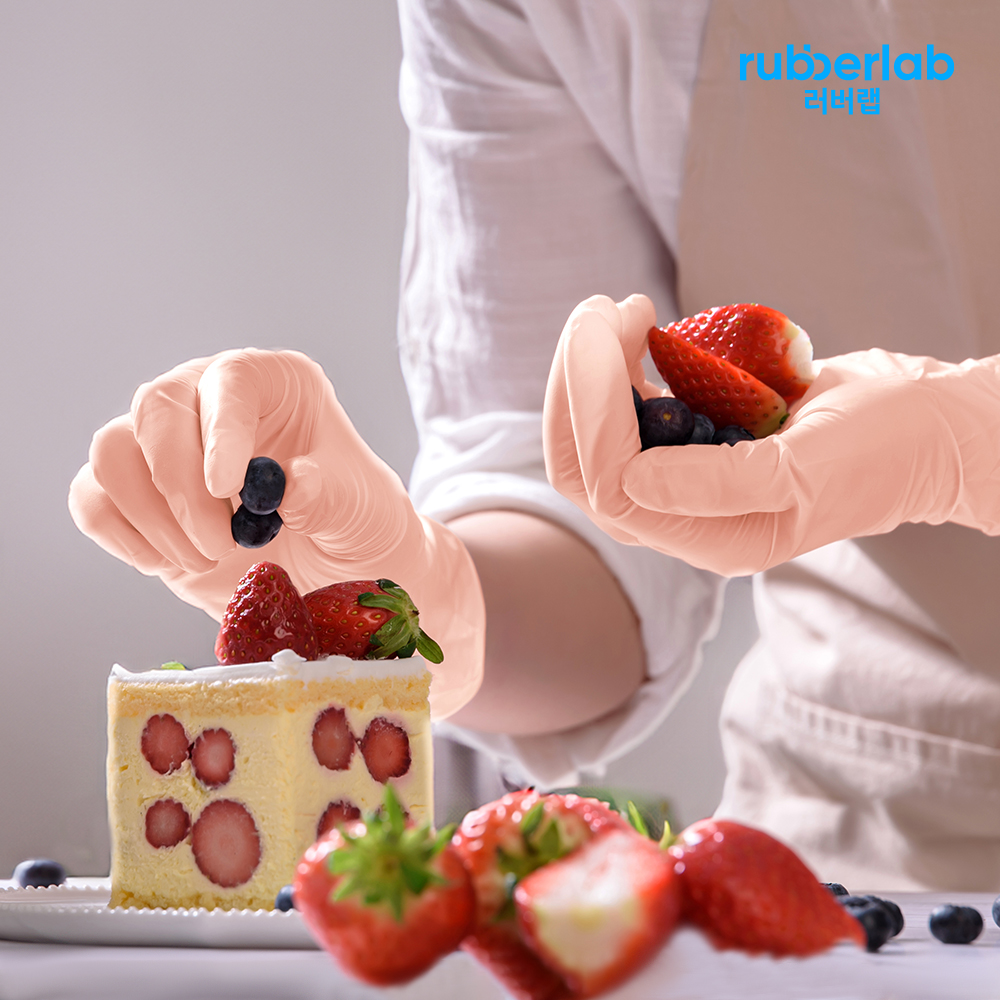 러버랩 유일국내산 파우더프리 요리 설거지 위생 컬러 니트릴 장갑 S(소형), 크림핑크, 50개 제품 이미지