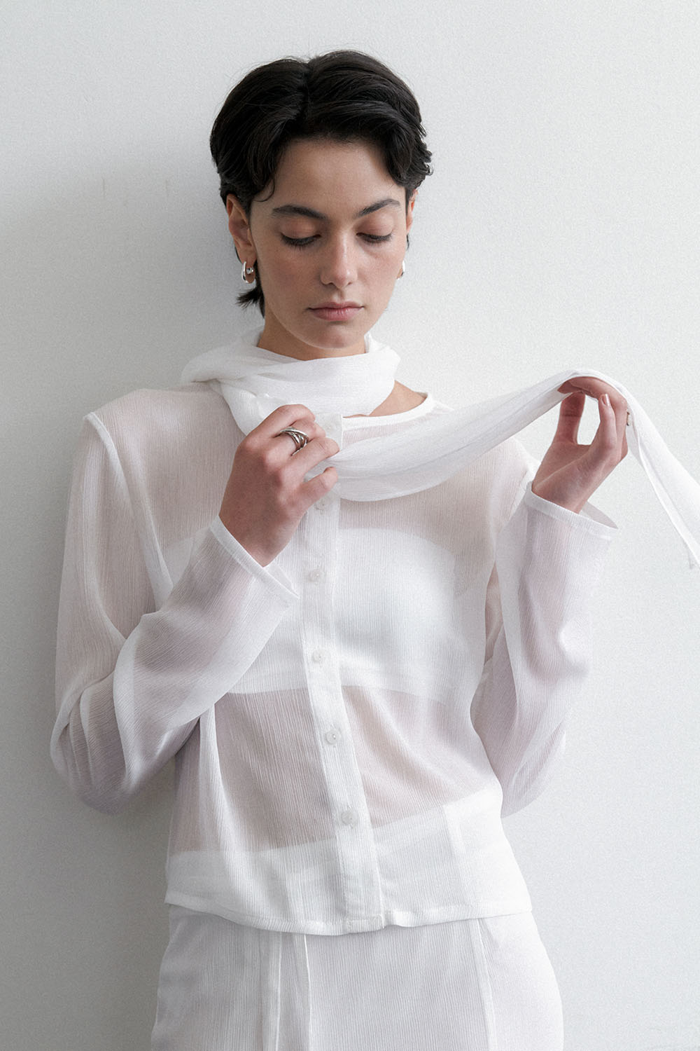 Summer Crepe Sheer Shawl Cardigan White - 상세 이미지 3