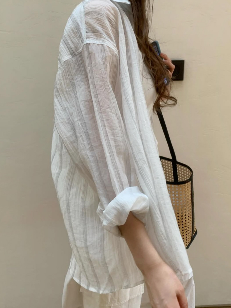 오버핏 시스루 멀티 스트라이프 셔츠 블라우스 여름남방 썸머블라우스 긴팔 여자 여름셔츠 - 상세 이미지 4