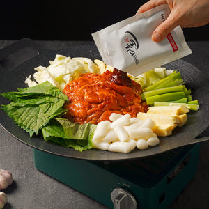마들푸드 춘천 닭갈비 밀키트 부재료 포함 국내산 닭다리살 맛있게 먹은 솔직 후기 - 상품 이미지 1