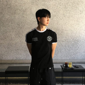남자링거티 머슬핏반팔 흰색면티 어깨넓어보이는반팔 머슬오버핏 여름커플티 쿨... 착용 후기 | 사이즈/핏 총정리 - 상품 이미지 1