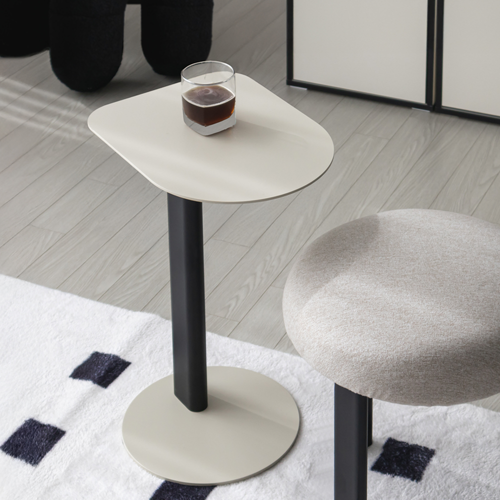 텐더 스틸 철제 사이드 테이블