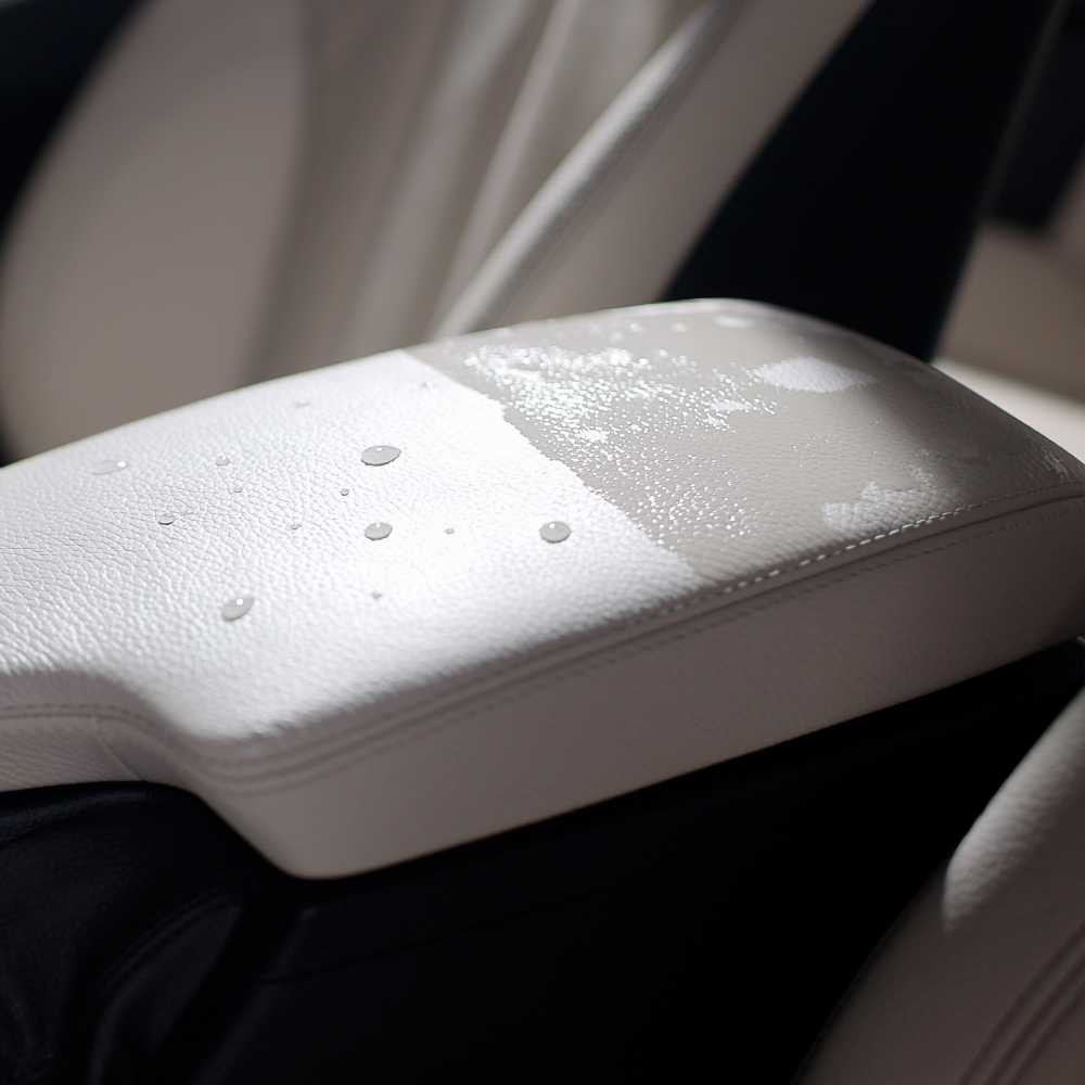 레더코트 500ml 자동차 가죽시트 코팅제 보호제 관리제 가죽관리제 기온쿼츠