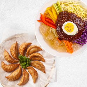 보영만두 냉쫄면 4인분+군만두1kg(고기/김치) 세트 맛있게 먹은 솔직 후기 - 상품 이미지 3