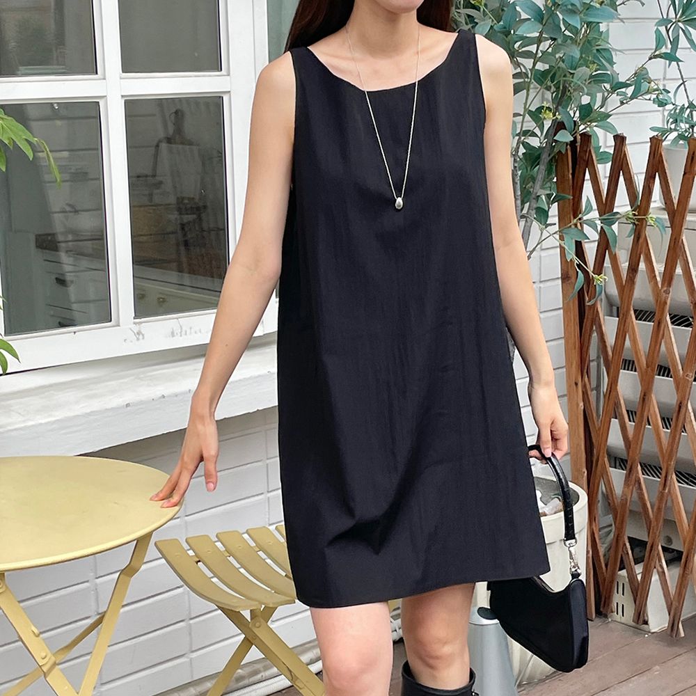 루즈핏 바스락 레이어드 심플한 민소매 여름 원피스 여성 한벌코디 편한 나시 미니 원피스 이미지 4