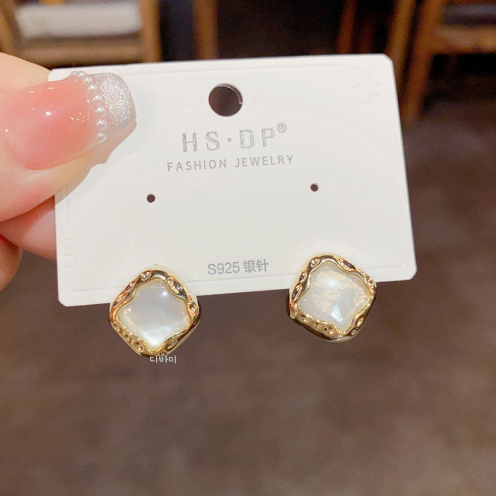 S925 화이트 원석 자개 귀걸이 은침 볼드 여자 14K 귀고리 이미지 6