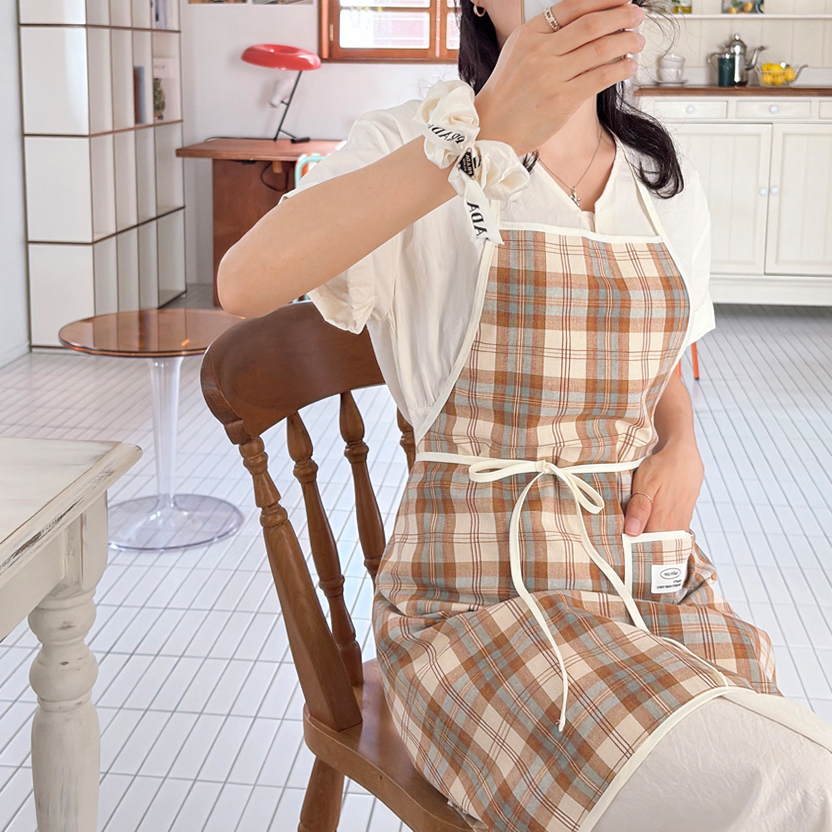 살림씨 심플 플라워 꽃무늬 린넨 앞치마 카페 공방 어린이집 집들이선물 원단 목걸이형 메종드 이미지 6