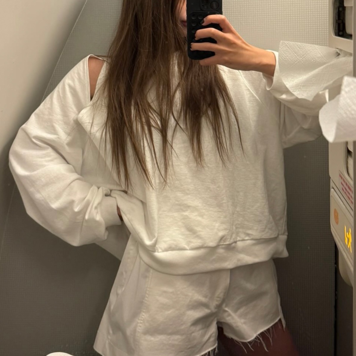 아웃핏 슬릿 맨투맨 여름 긴팔 절개 맨투맨 (2c)