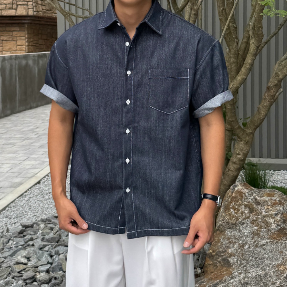 남자 럼더 오버핏 여름 스티치 논페이드 데님 반팔 셔츠 남방 중청 흑청 - 메인 이미지