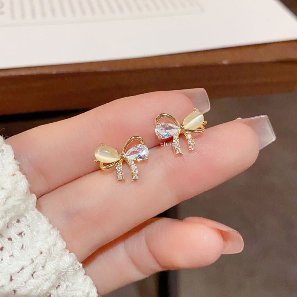 14K 큐빅 미니 리본 스터드 귀걸이 여성 데일리 귀여운 이어링 - 상세 이미지 2