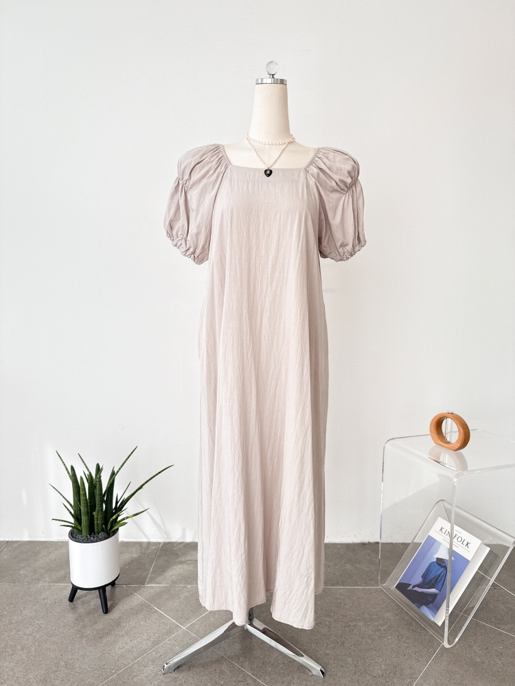 바스락 오프숄더 스퀘어넥 나그랑 플레어 롱 원피스 - 상세 이미지 2