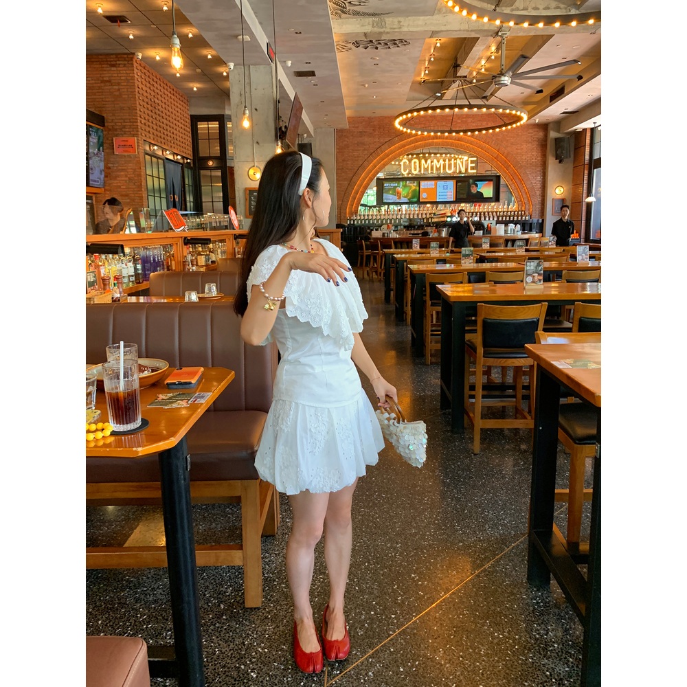 브이넥 빅레이스카라 프릴블라우스 나비꽃자수 면린넨혼방 고급소재 슬림핏 여름 화이트 - 상세 이미지 5