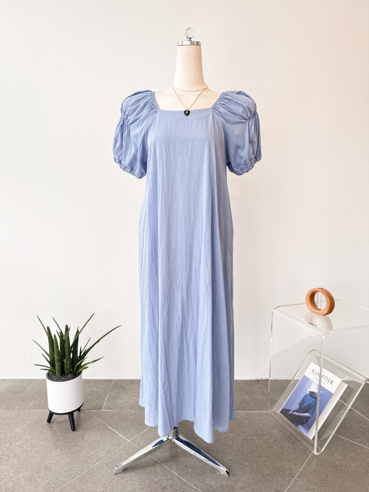 바스락 오프숄더 스퀘어넥 나그랑 플레어 롱 원피스 - 상품 이미지