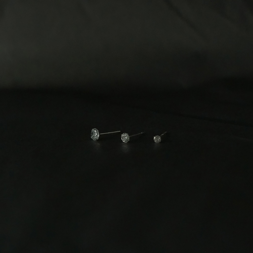 루드 클래식 큐빅 귀걸이 실버925 5m 4m 3m - 상세 이미지 3