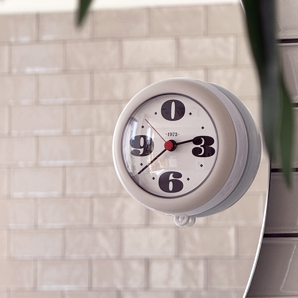 글래스 크로노 클락 방수 욕실시계 흡착식 무소음 벽시계