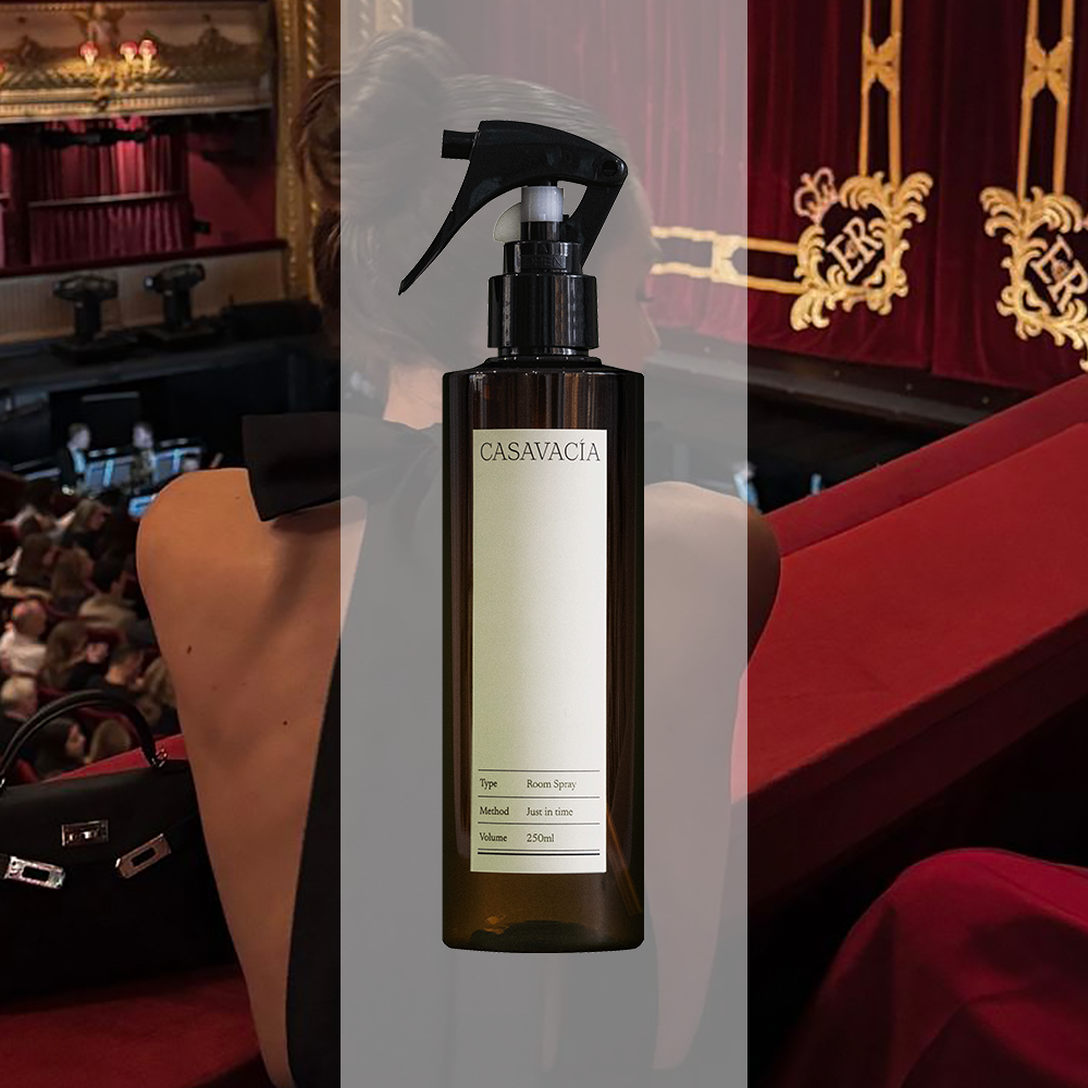 라 쁘띠 로브 느와르 룸스프레이 섬유향수 드레스 퍼퓸 Eau de Toilette(10%) - 상품 이미지