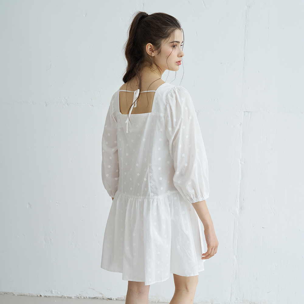 FLOWER EMBROIDERY RIBBON TIE DRESS (WHITE) - 상세 이미지 3