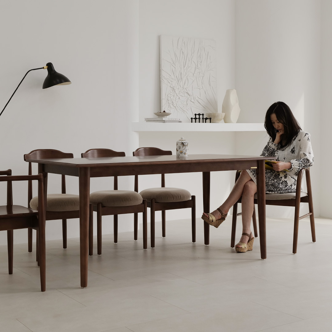 자야캠핑 포르보 1926 월넛 원목 인테리어 카페 식탁 쿠션 의자