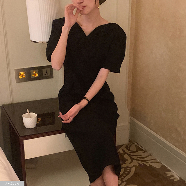메이든 하트 브이넥 퍼프 블랙 롱원피스 1col 봄 여름 하객 퍼프 H라인 제이플로우 이미지 3