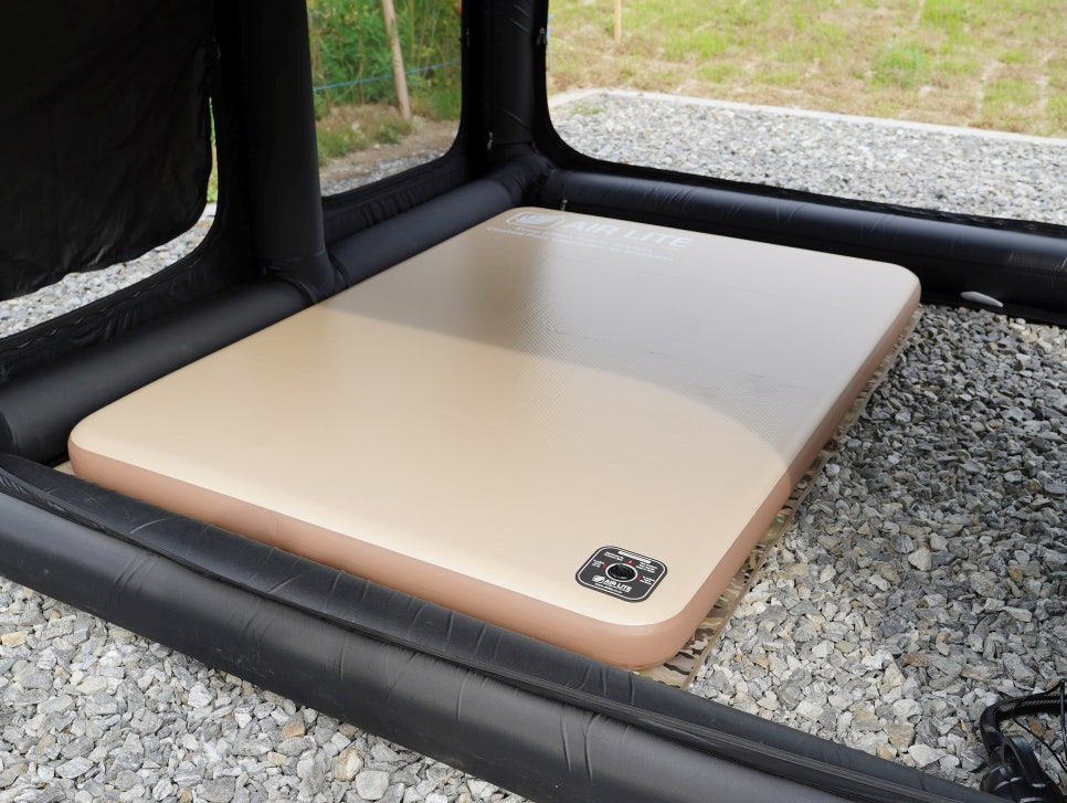 [12x200x140] 캠프웍스 에어라이트 경량 캠핑 에어매트 캠핑매트 캠핑용 매트리스 140x200cm, 12cm, 베이지코코넛