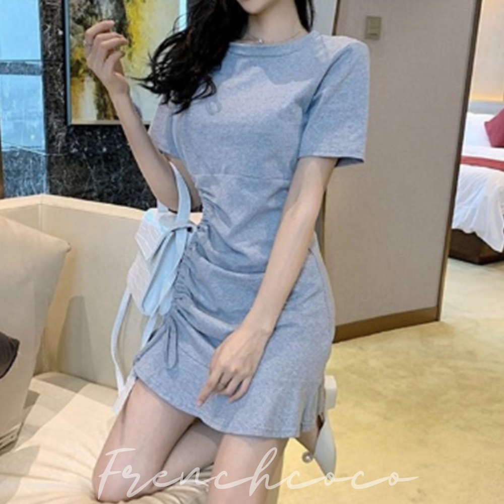 프렌치코코 여성 반팔 셔링 원피스 숏 딱붙는 마실룩 - 메인 이미지