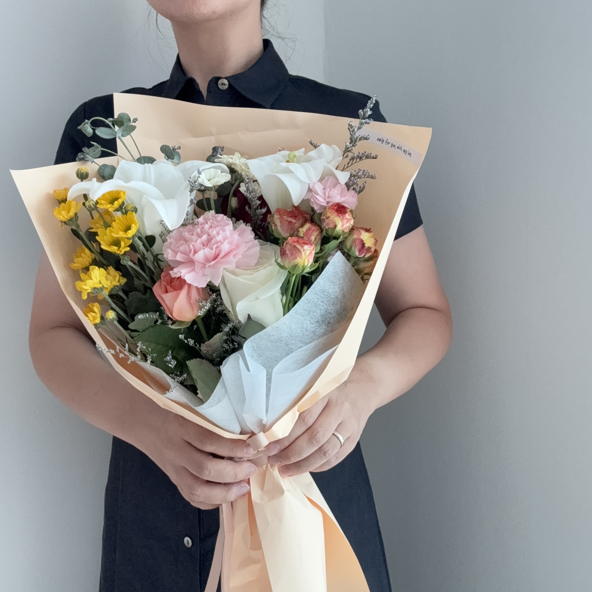플로웍스 계절 랜덤 꽃다발 상견례 축하 프로포즈 아내 꽃다발 싼곳 생화 택배 - 상세 이미지 4