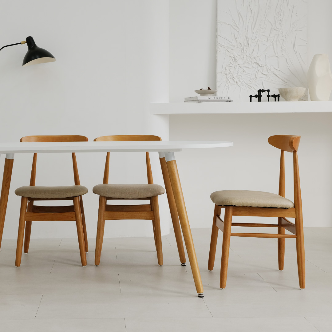 자야캠핑 오울루 1520 브라운 원목 인테리어 카페 식탁 쿠션 의자