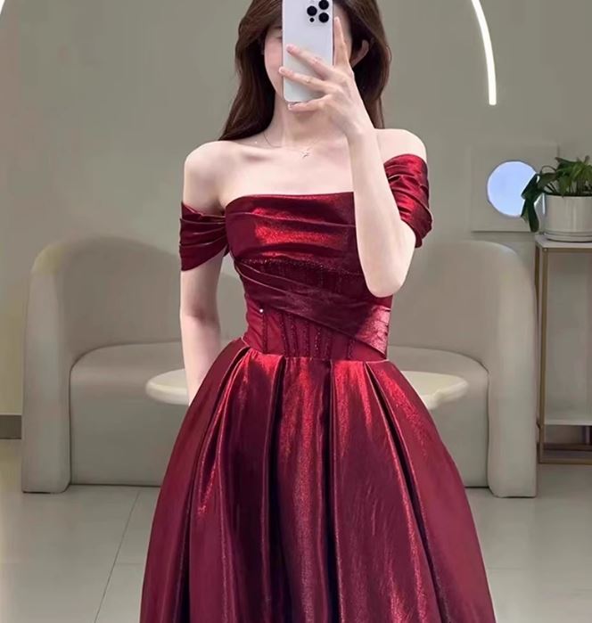 버건디 오프숄더 드레스 셀프웨딩 본식촬영 파티 촬영 2부 이브닝드레스 - 상세 이미지 2