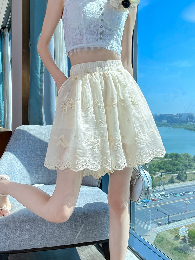 밴딩 레이스펀칭 반바지 밑단물결포인트 얇은 캐주얼 하이웨스트 속바지포함 여름 베이지 화이트 - 상세 이미지 4