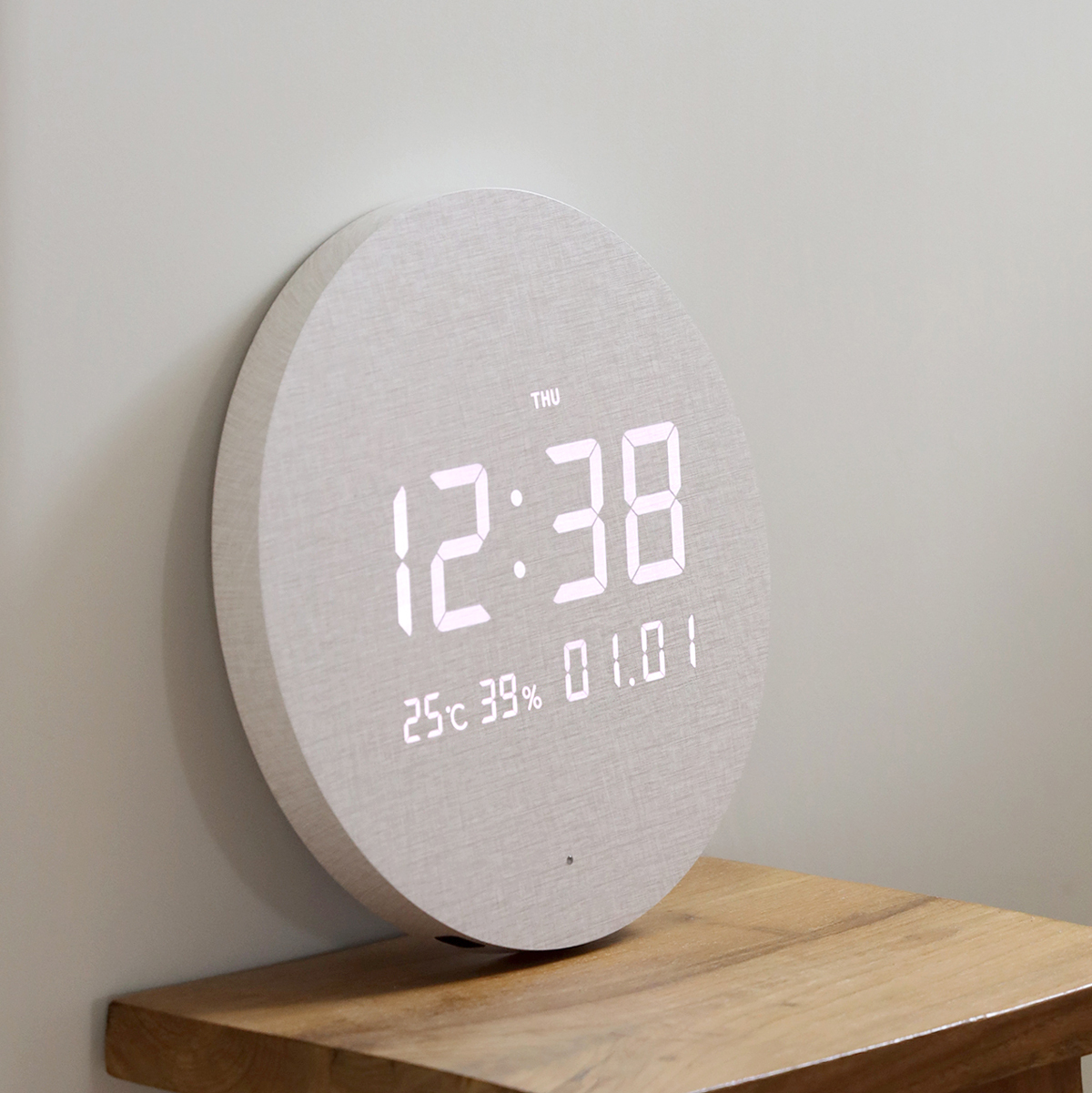 카파 무선 디지털 LED 벽시계 무소음 전자 벽걸이시계 30cm