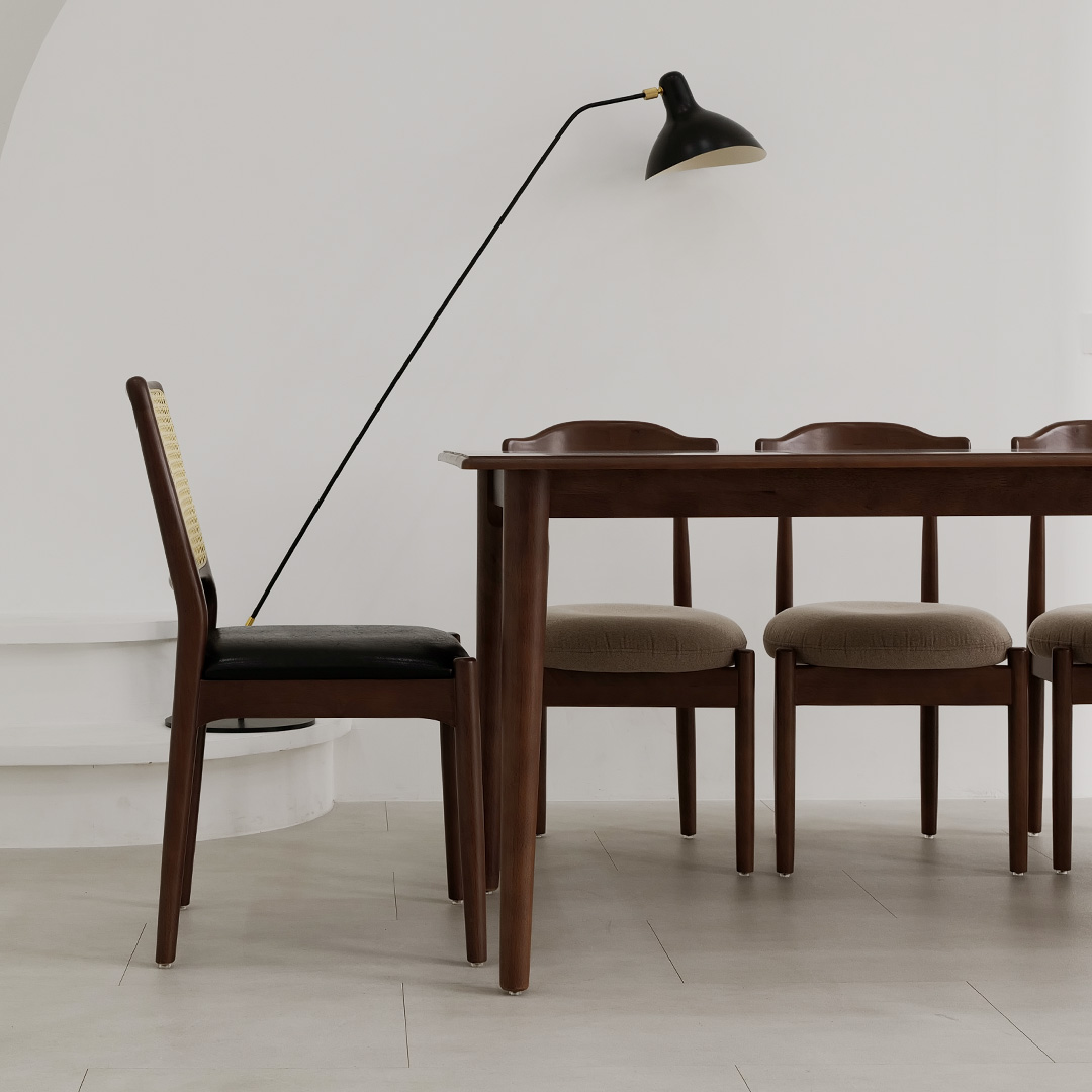 자야캠핑 포르보 1928 월넛 원목 인테리어 카페 식탁 쿠션 라탄 의자