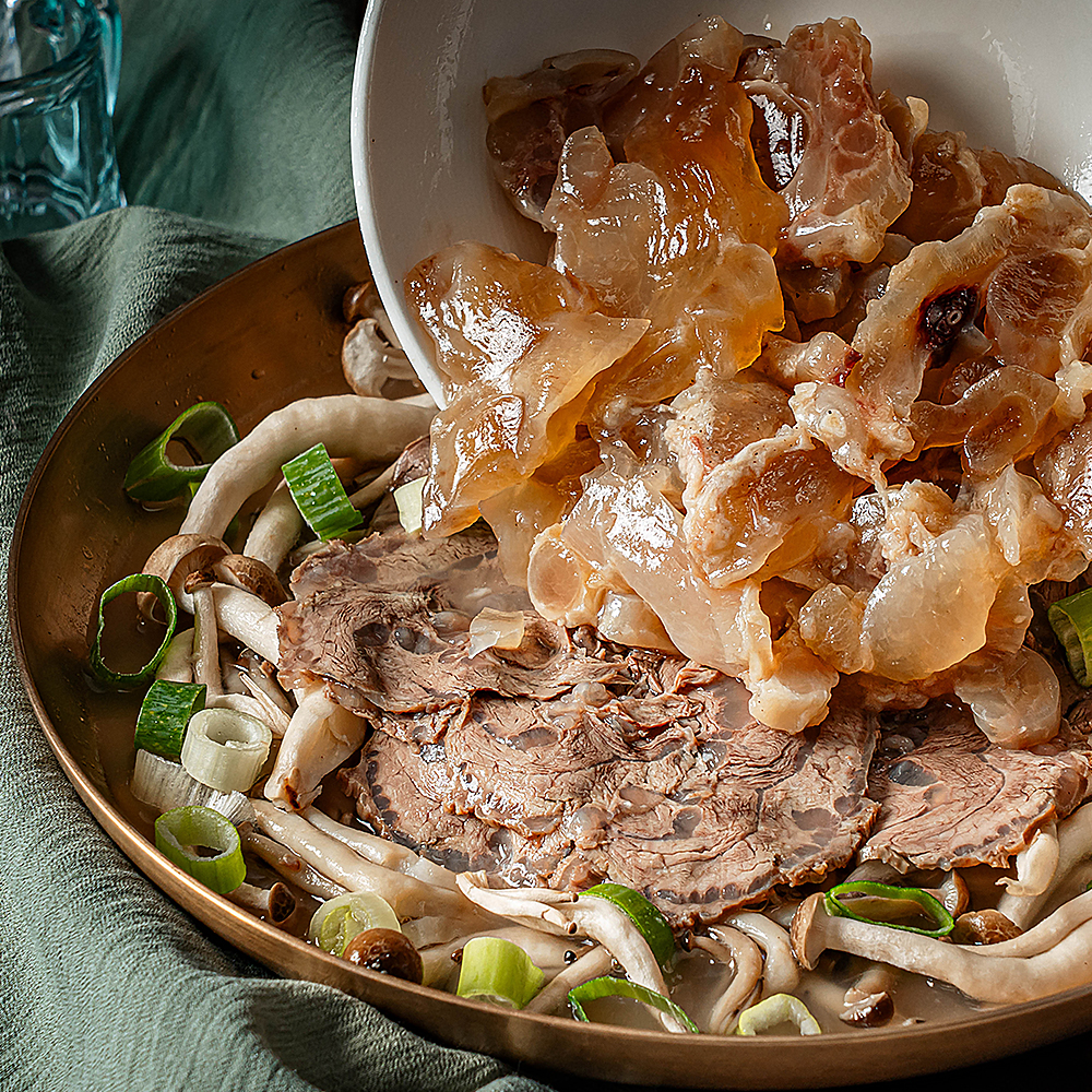 캠핑 음식 요리 밀키트 아롱사태 스지 야채팩 밀키트 수육 전골