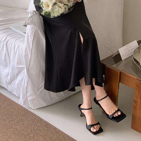 로위 스퀘어토 스트랩 샌들 힐 sh3584