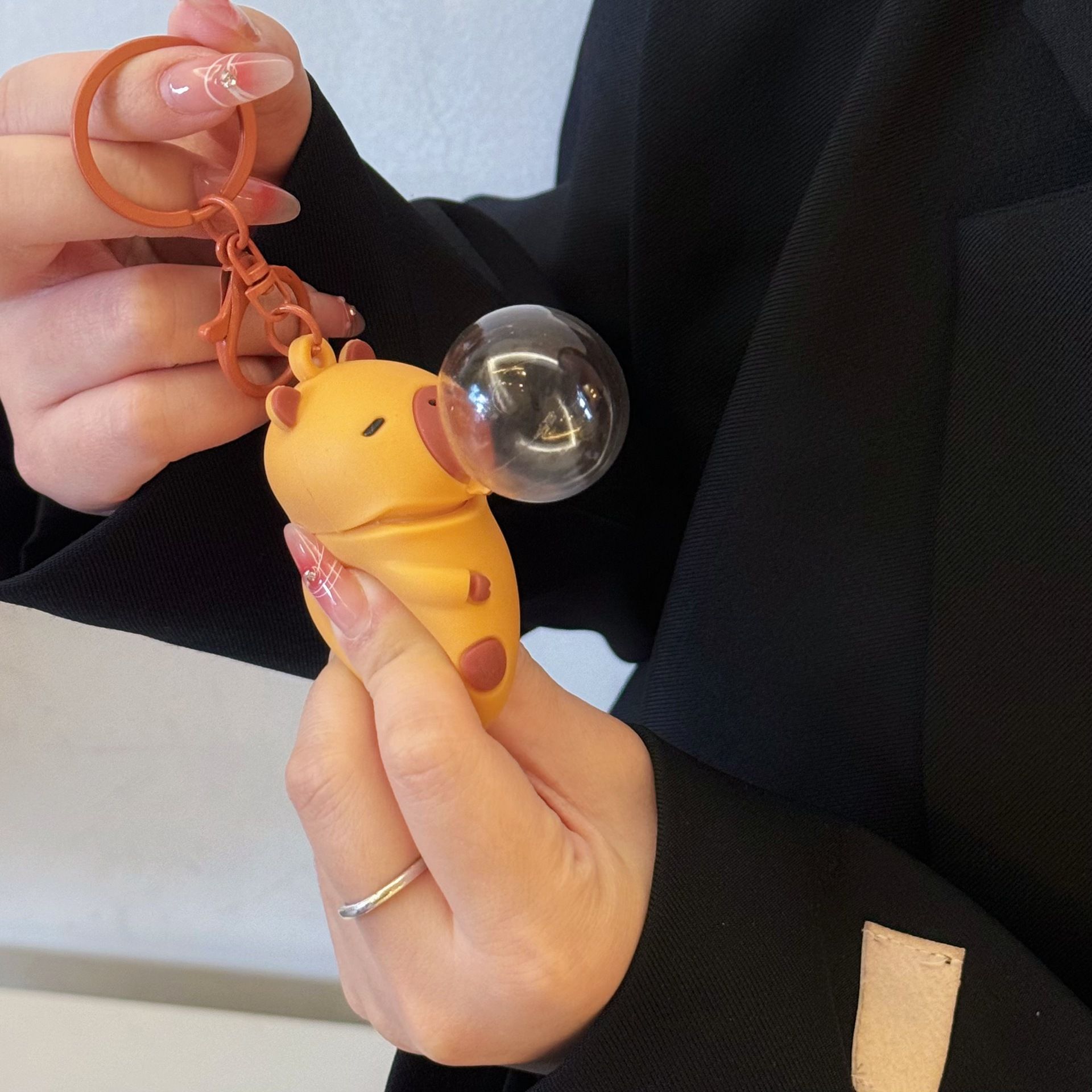 풍선 부는 카피바라 키링 인형 피규어 키홀더 가방고리 백꾸 가꾸 쓸없선 킹받는 선물 - 상세 이미지 3
