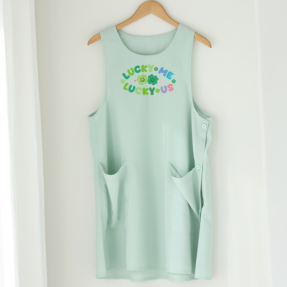 [미소쌤] LUCKY ME LUCKY US 레터링 솜사탕 앞치마 민트 어린이집 보육교사