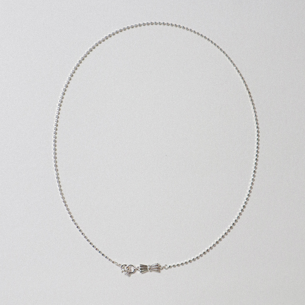 글로우 도트 보우 네크리스 실버925 기본목걸이 Glow Dot Bow Necklace - 상세 이미지 3