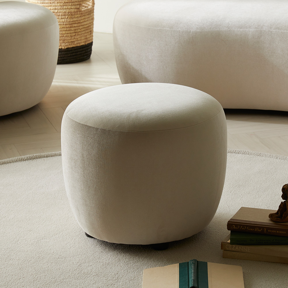 스코나 비벌리 벨벳 호텔 라운지 로비 카페 보조 스툴 소파