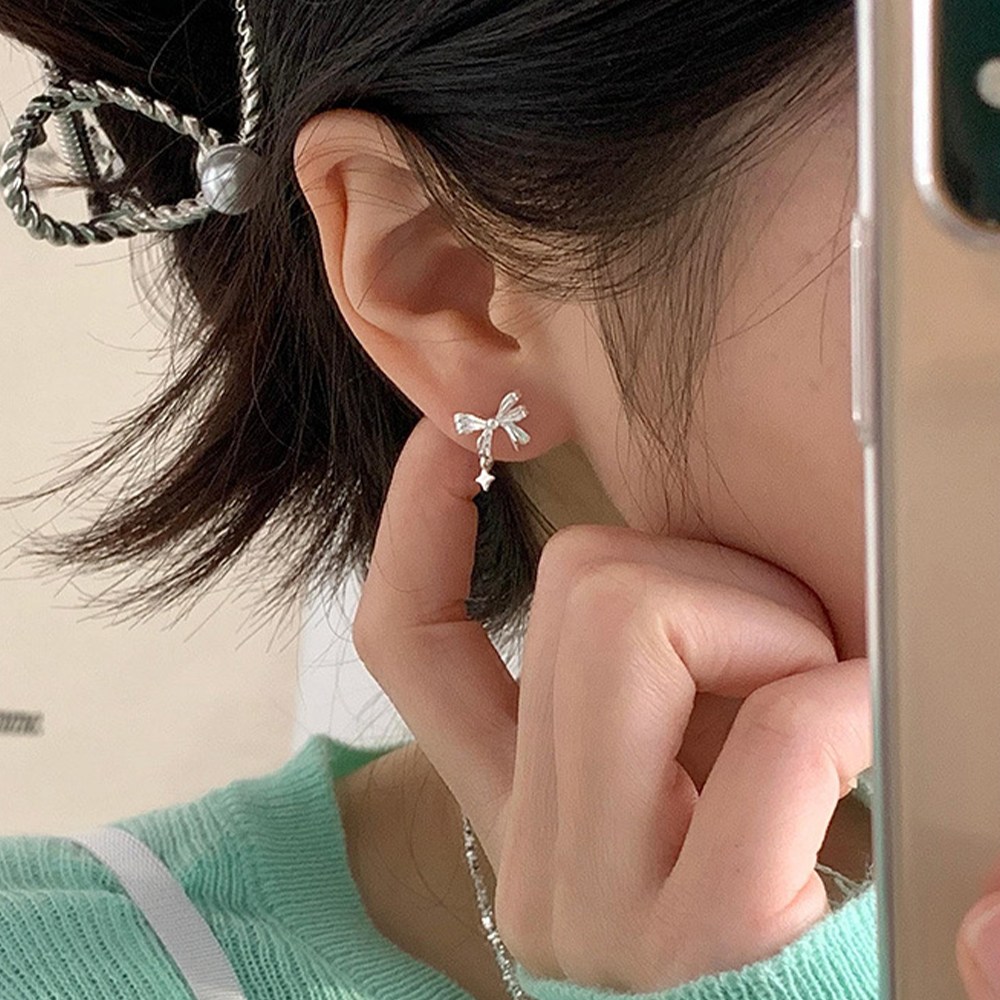 아르니 리본 드롭 귀걸이 925실버 은침 골드 여성 데일리 귀걸이 한쌍 - 상세 이미지 3