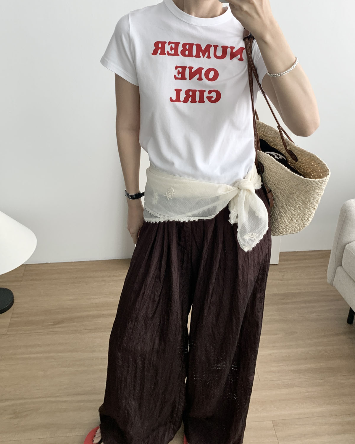 플라워 자수 스카프 레이스 시스루 사각스카프 웨어링무드 (아이보리) - 상세 이미지 2