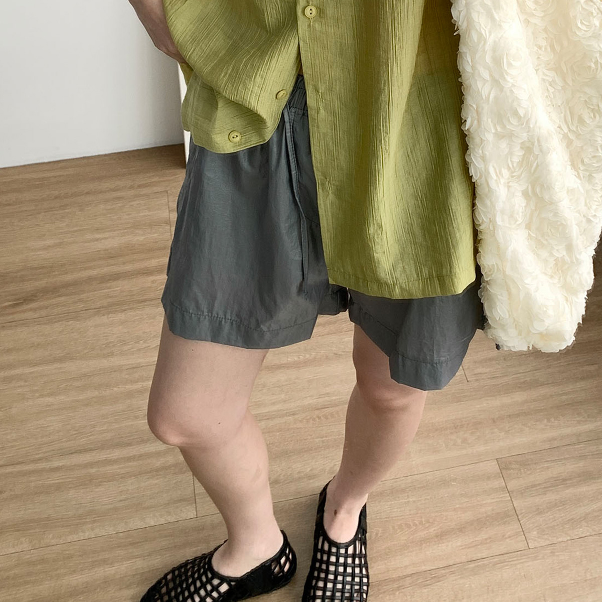 [당일발송] 샤이 팬츠 썸머 3부 밴딩 반바지 나일론 가벼운 숏팬츠 웨어링무드 (3c) - 상품 이미지